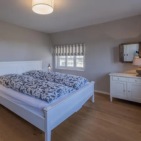 Reethaus Hoheleuchte Holiday home *